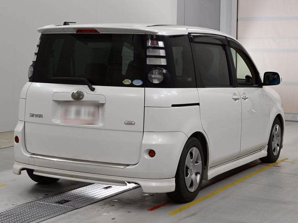 TOYOTA SIENTA