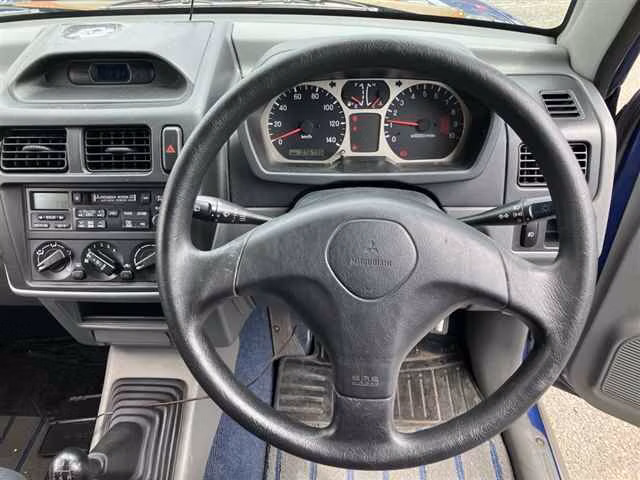 MITSUBISHI PAJERO MINI