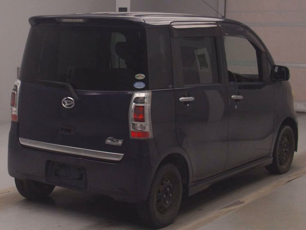 DAIHATSU TANTO EXE