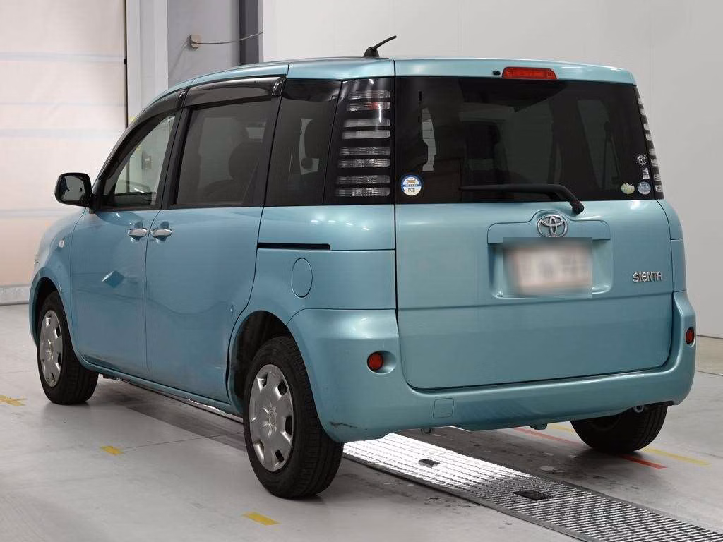 TOYOTA SIENTA