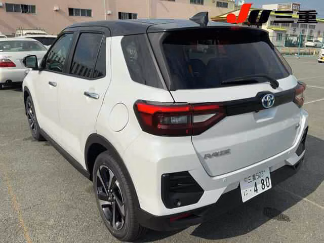 TOYOTA RAIZE