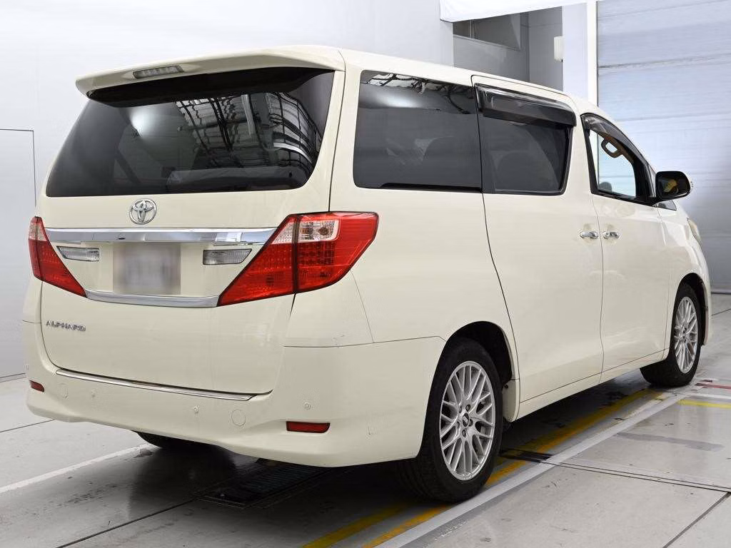 TOYOTA ALPHARD