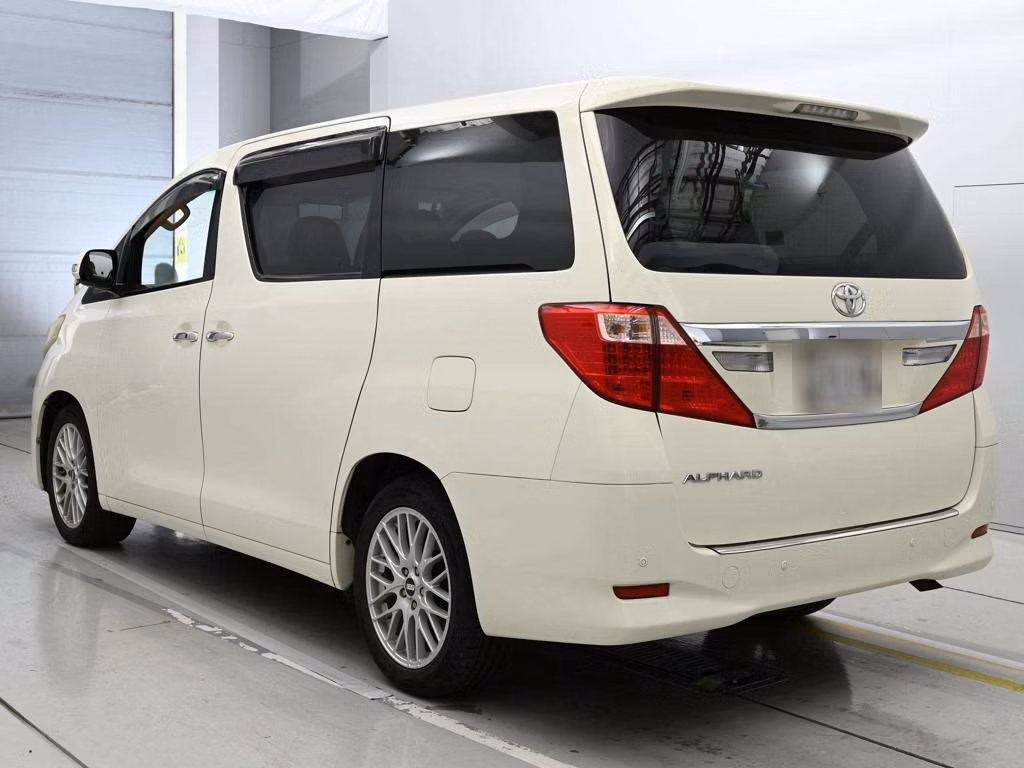 TOYOTA ALPHARD