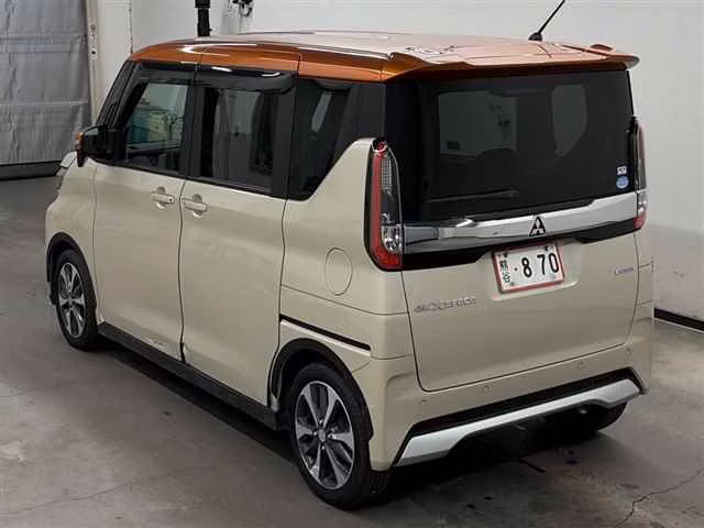 MITSUBISHI EK SPACE