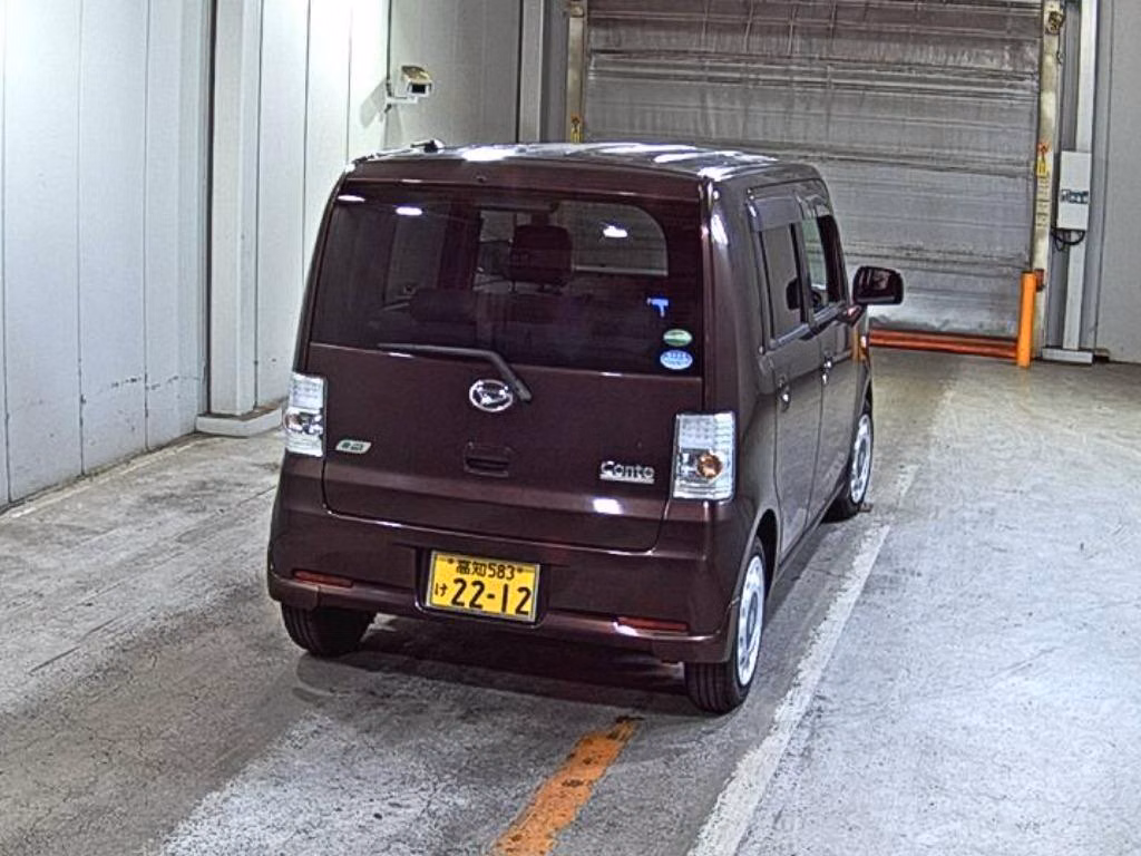 DAIHATSU MOVE CONTE