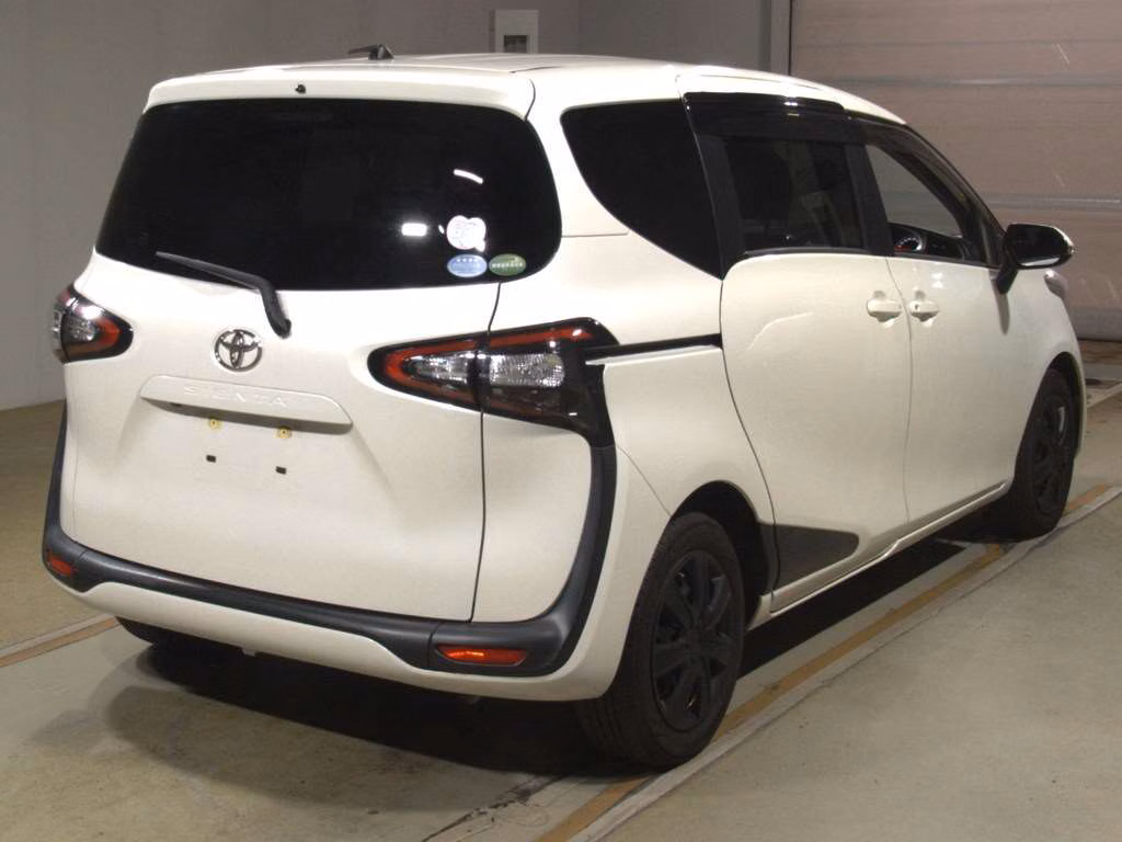 TOYOTA SIENTA