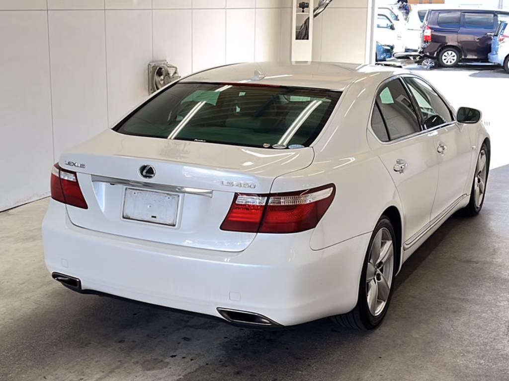 LEXUS LS460