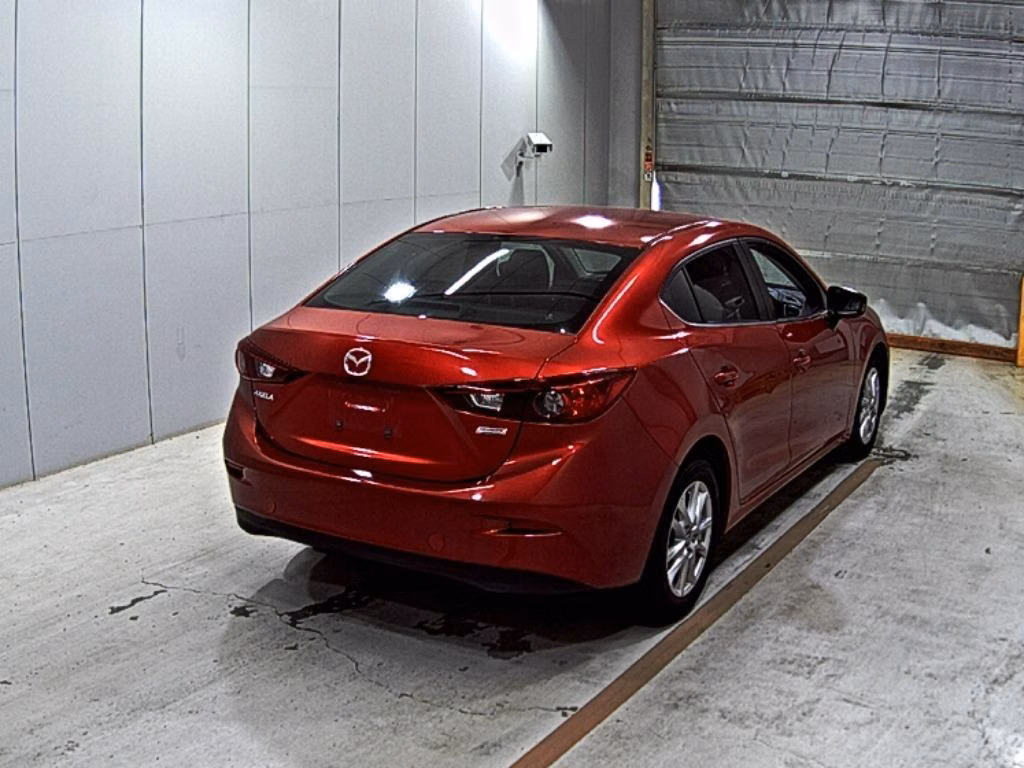 MAZDA AXELA