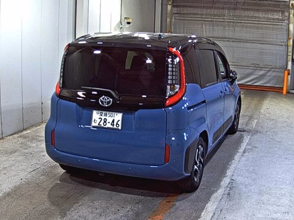 TOYOTA SIENTA