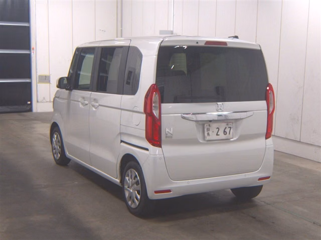 HONDA N-BOX