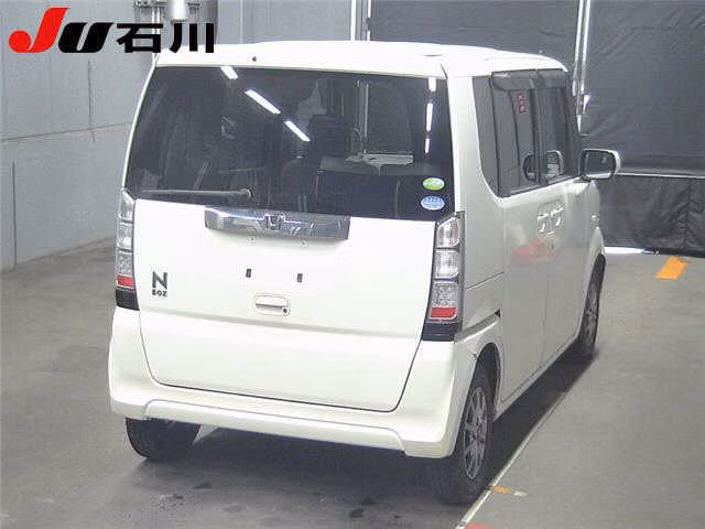 HONDA N-BOX