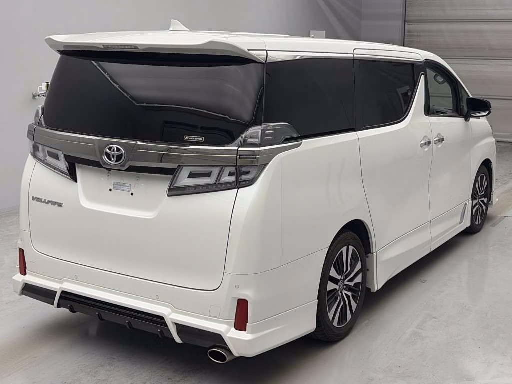 TOYOTA VELLFIRE