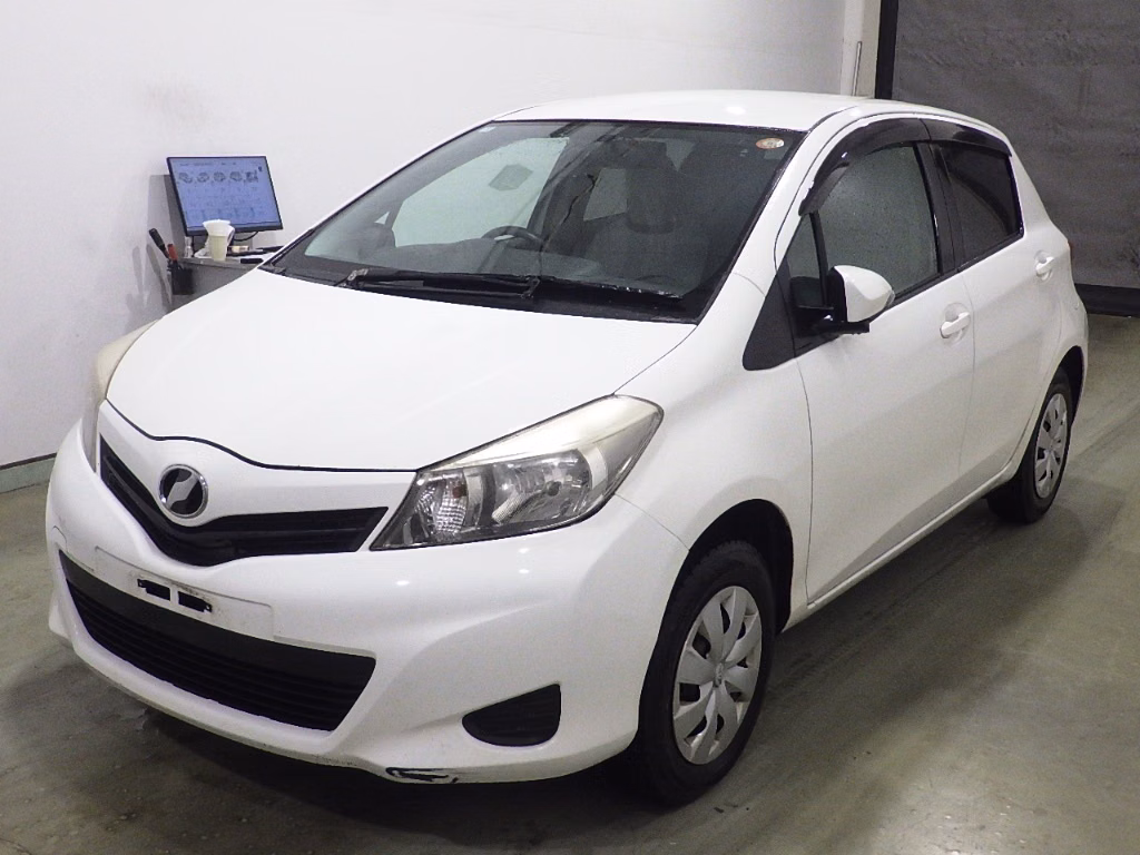 TOYOTA VITZ
