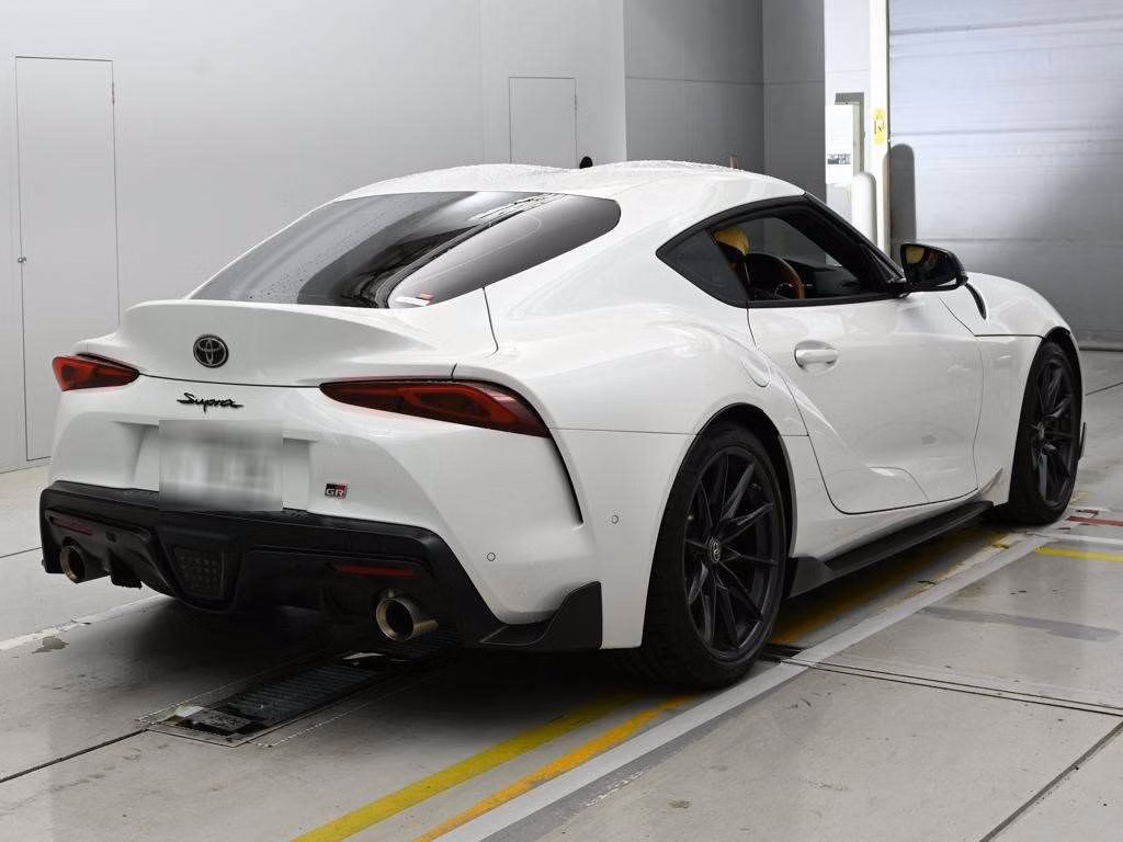 TOYOTA SUPRA