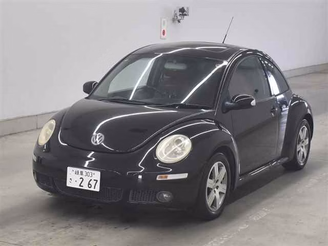 VOLKSWAGEN BEETLE
