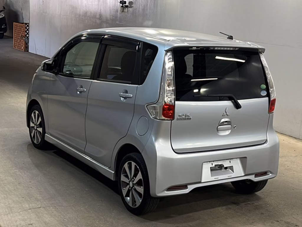 MITSUBISHI EK CUSTOM