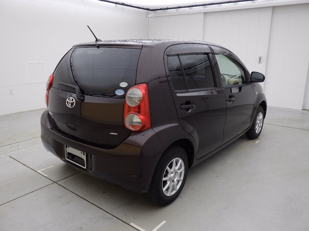 TOYOTA PASSO