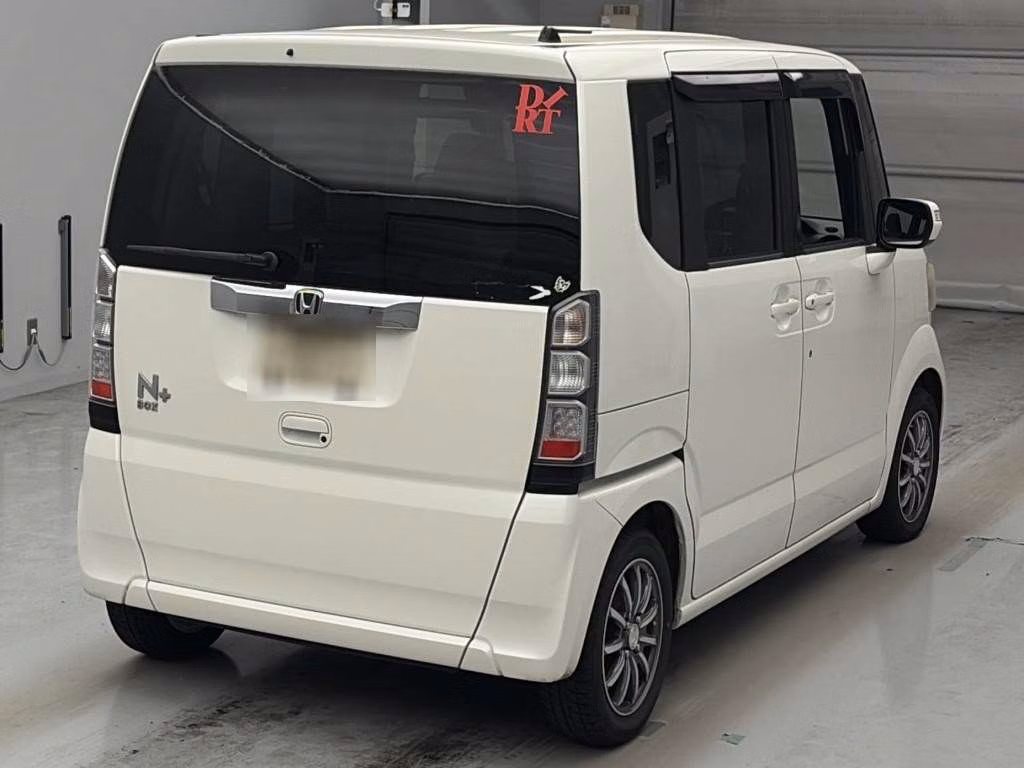 HONDA N-BOX+