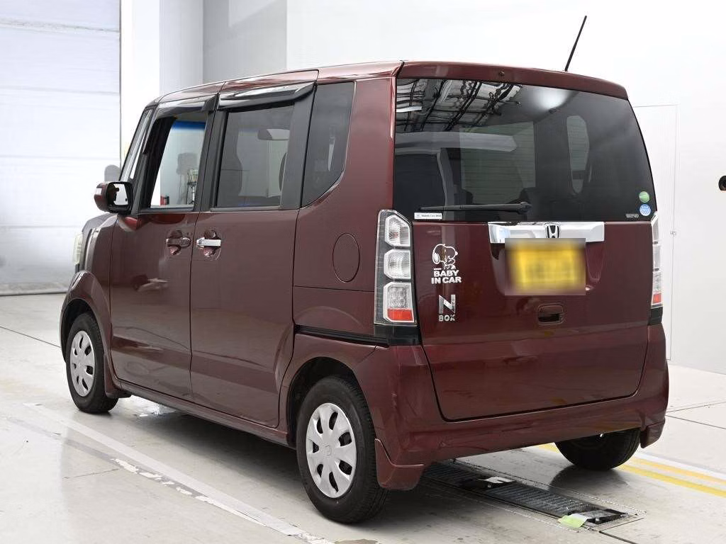 HONDA N-BOX