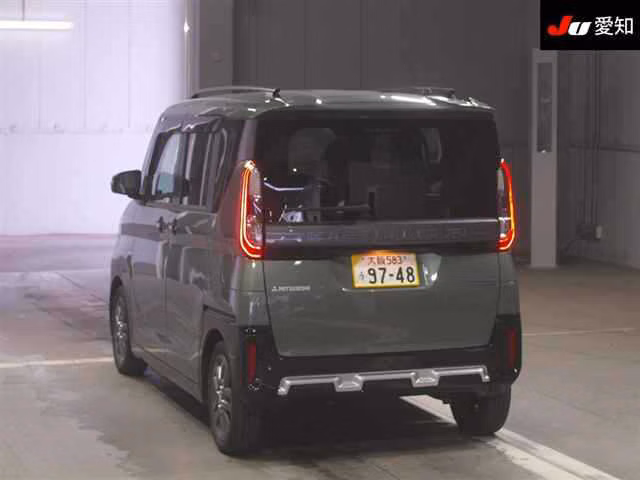 MITSUBISHI DELICA MINI