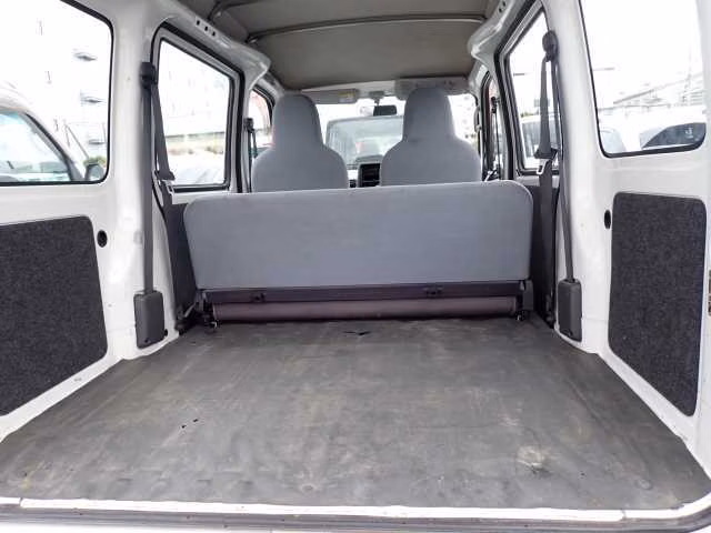 TOYOTA PIXIS VAN