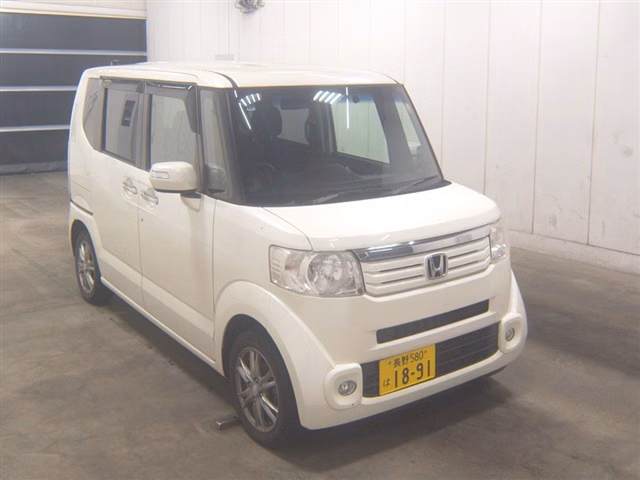 HONDA N-BOX