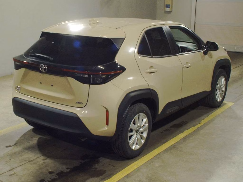 TOYOTA YARIS CROSS