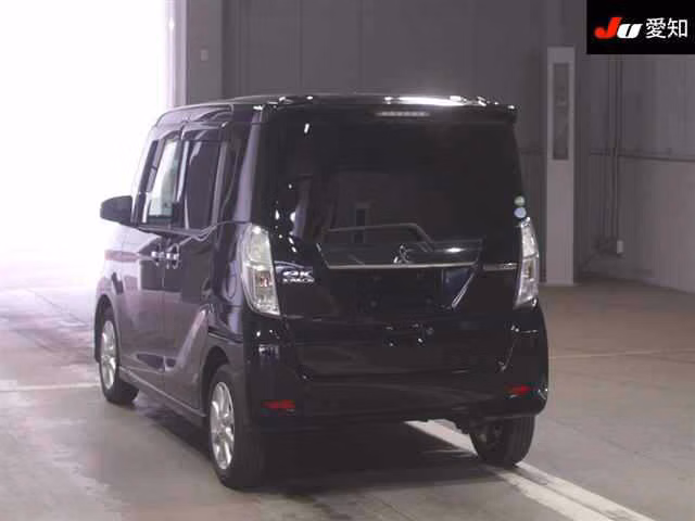 MITSUBISHI EK SPACE