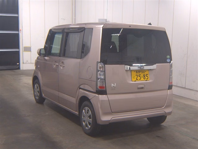 HONDA N-BOX