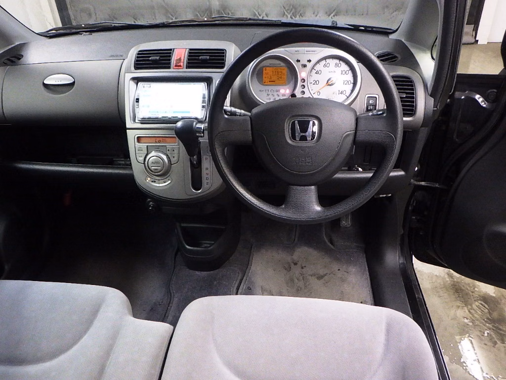 HONDA LIFE