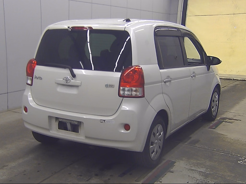 TOYOTA PORTE