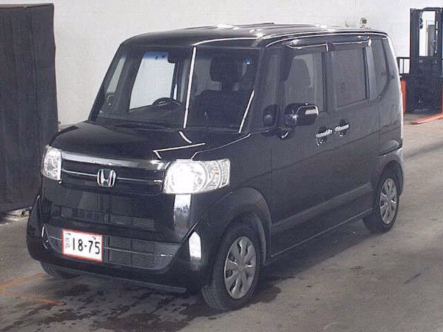 HONDA N-BOX