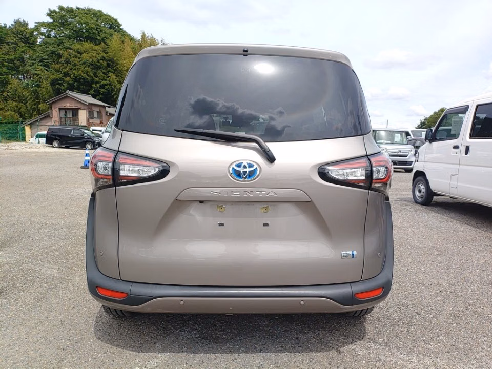TOYOTA SIENTA