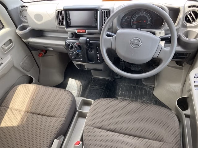 NISSAN NV100 CLIPPER