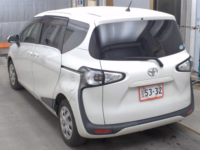 TOYOTA SIENTA