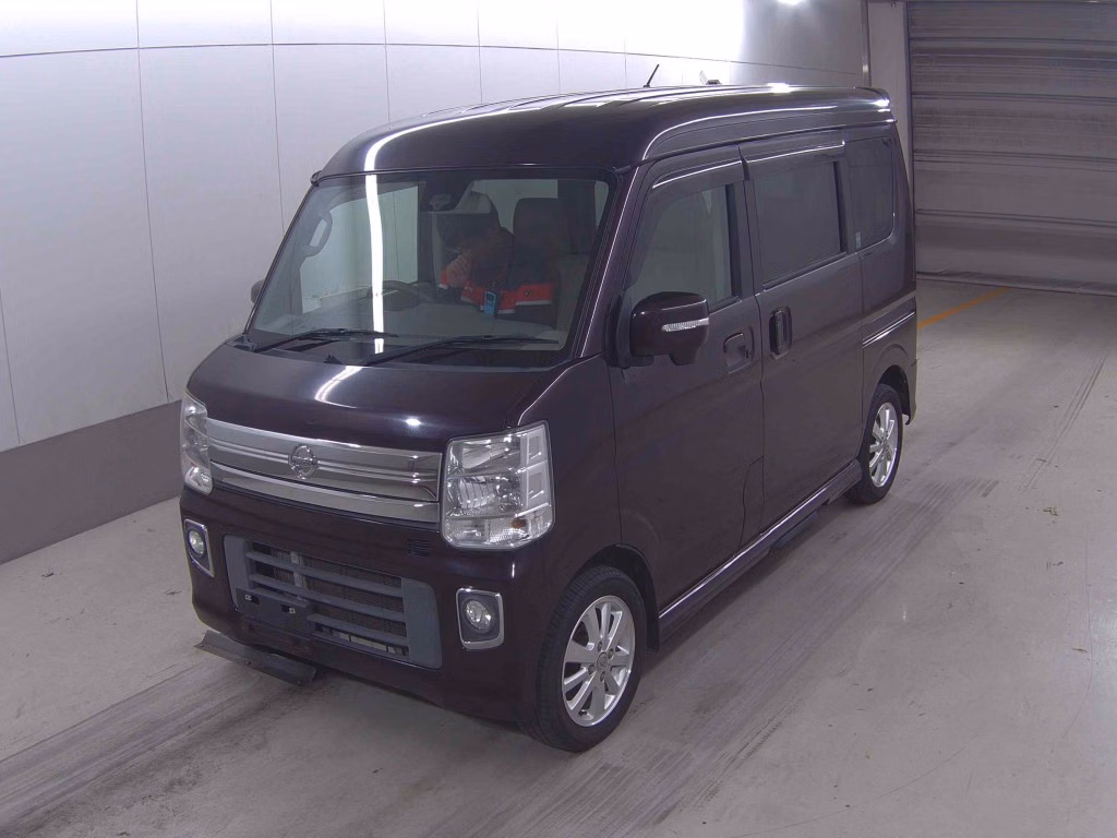 NISSAN NV100 CLIPPER