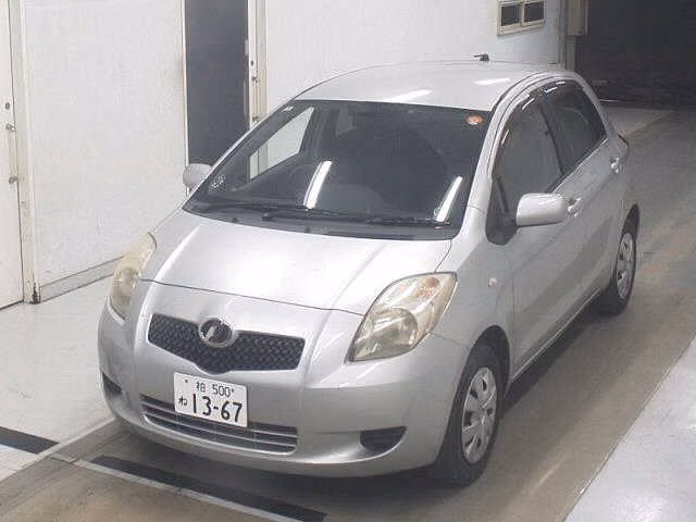 TOYOTA VITZ