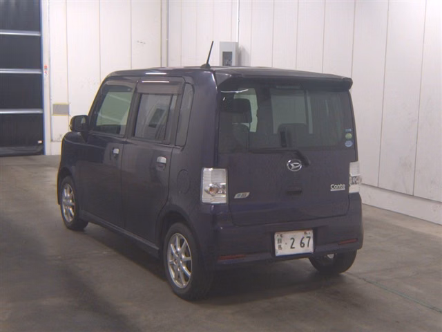 DAIHATSU MOVE CONTE