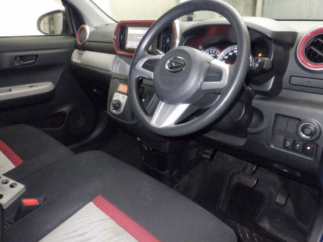 DAIHATSU BOON