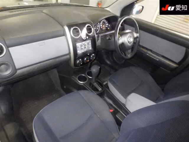 MAZDA VERISA