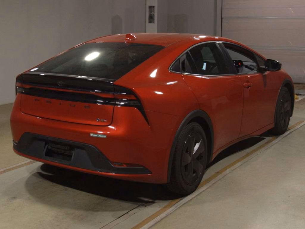 TOYOTA PRIUS