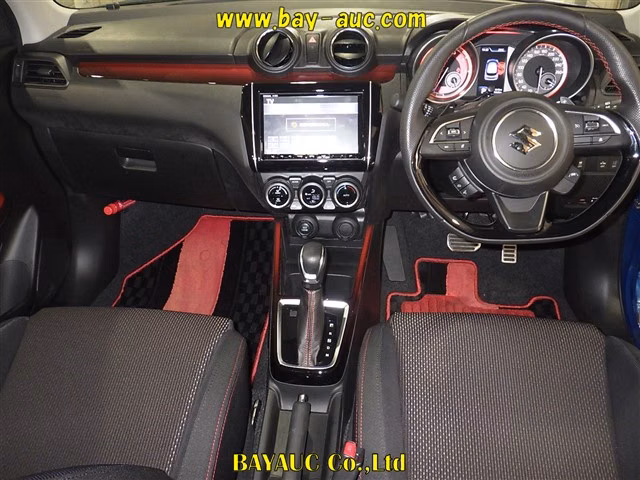 SUZUKI SWIFT