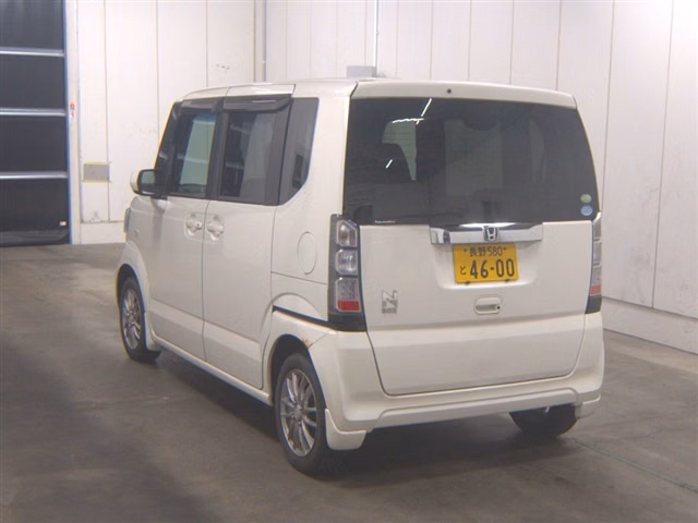 HONDA N-BOX