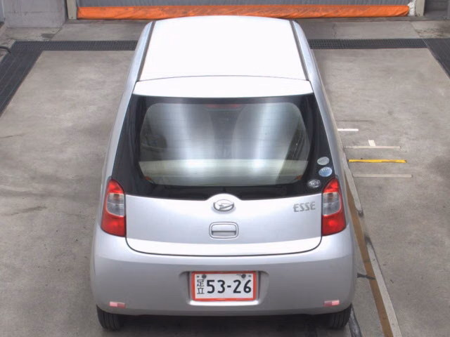 DAIHATSU ESSE