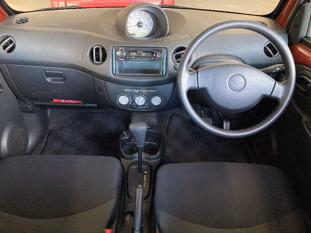 DAIHATSU ESSE