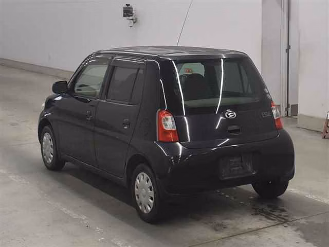 DAIHATSU ESSE