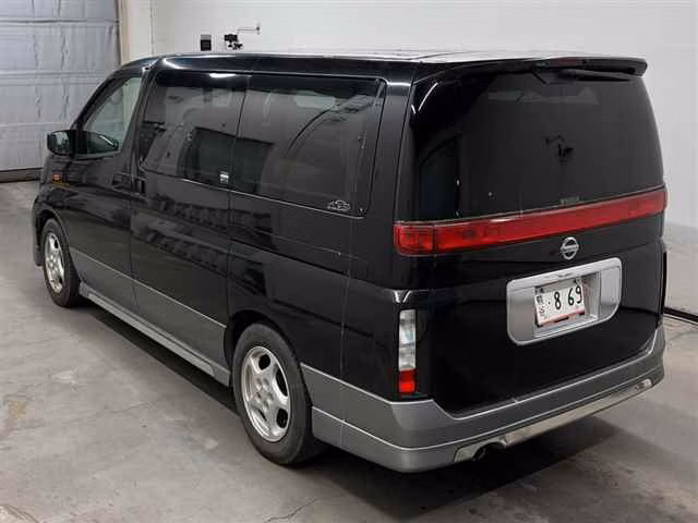 NISSAN ELGRAND