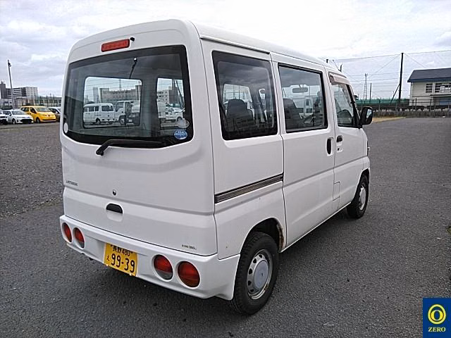 MITSUBISHI MINICAB