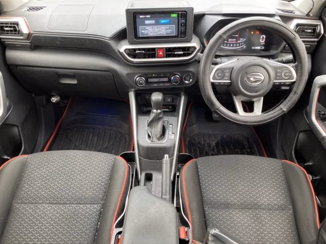 DAIHATSU ROCKY