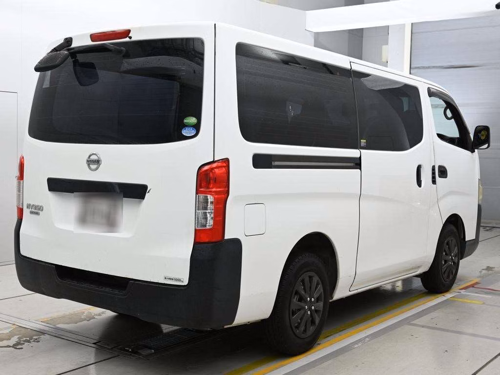 NISSAN NV350 CARAVAN